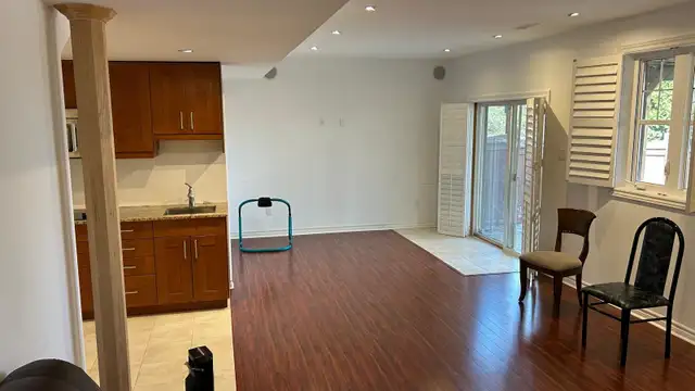 Bright & Spacious 2-Bedroom Walkout Basement – Markham $2,100 in Long Term Rentals in Markham / York Region - Image 6