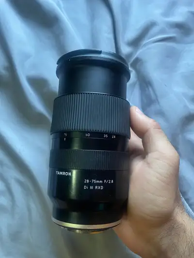 Tamron 28-75mm F/2.8 Di III RXD Lens for Sony E-Mount