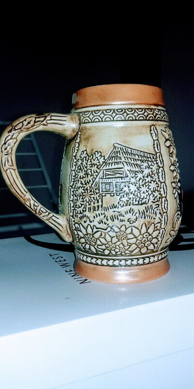 Ceramic mug in Arts & Collectibles in Peterborough - Image 2
