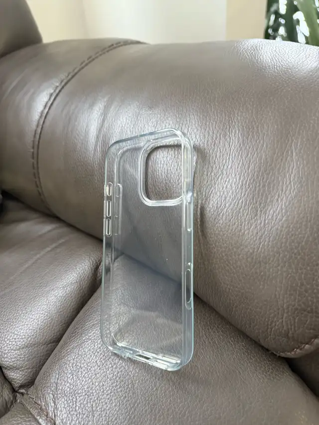 iPhone 16 Pro case in Cell Phone Accessories in Guelph - Image 4