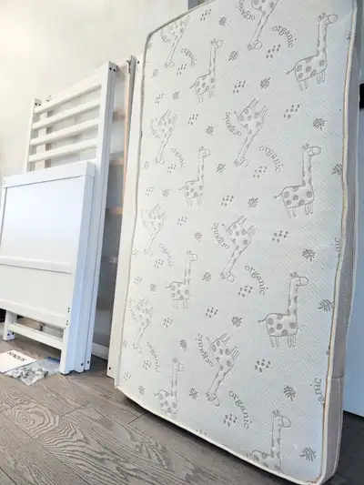 Like New: Simmons Kids Organic Crib Mattress, View more