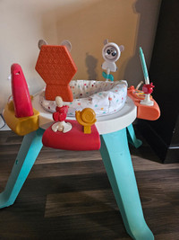  Baby activity center in good condition 