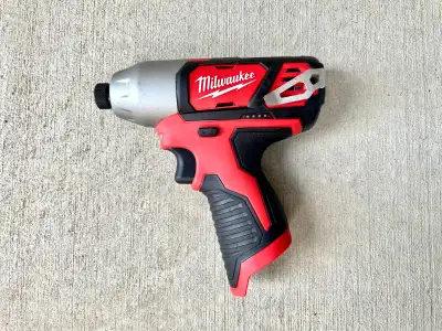 Milwaukee M12 Lithium-lon Cordless 1/4 inch Hex Impact, View more