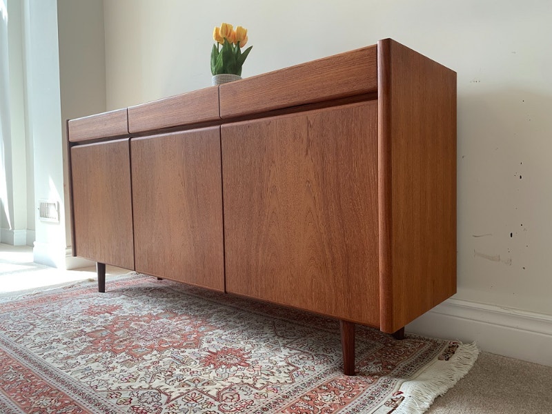 Teak Mid century modern sideboard / / credenza Hutches