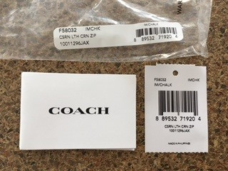 Coach Wristlet, Passport Holder-Porte-Bracelet, Porte-Passeport in Women's - Bags & Wallets in West Island - Image 4