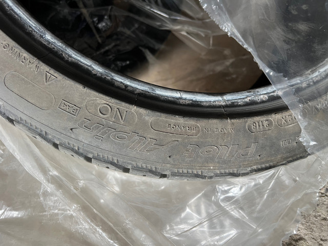 2x 235/40/19 Michelin Pilot Alpin winter tires in Tires & Rims in Markham / York Region - Image 2