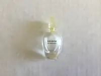 Parfums miniatures vides