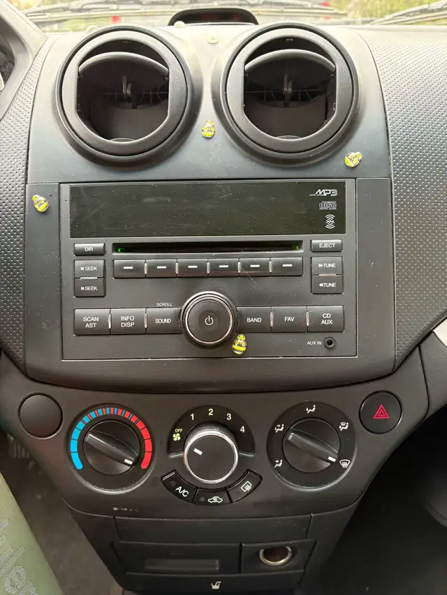 Chevy Aveo car selling577405889283379206