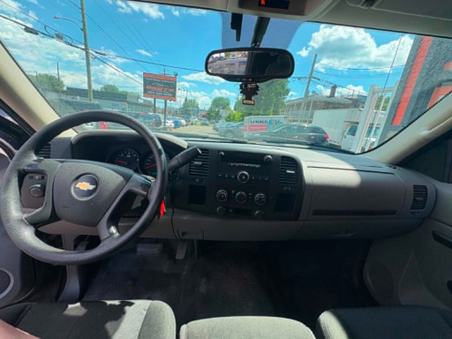 Chevrolet Silverado 2011 *189 000km* $8495. Rusty 450-820-0550 — photo 5
