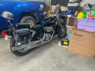 2004 Suzuki Maurader 800 inspection was done before the winter. Brand new battery put in last week....