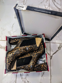 Sam Edelman Snake Print Chelsea Boots BNWT Heels