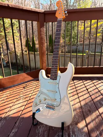 Fender American Vintage II/AO 60s Left Handed Lefty Guitar, View more