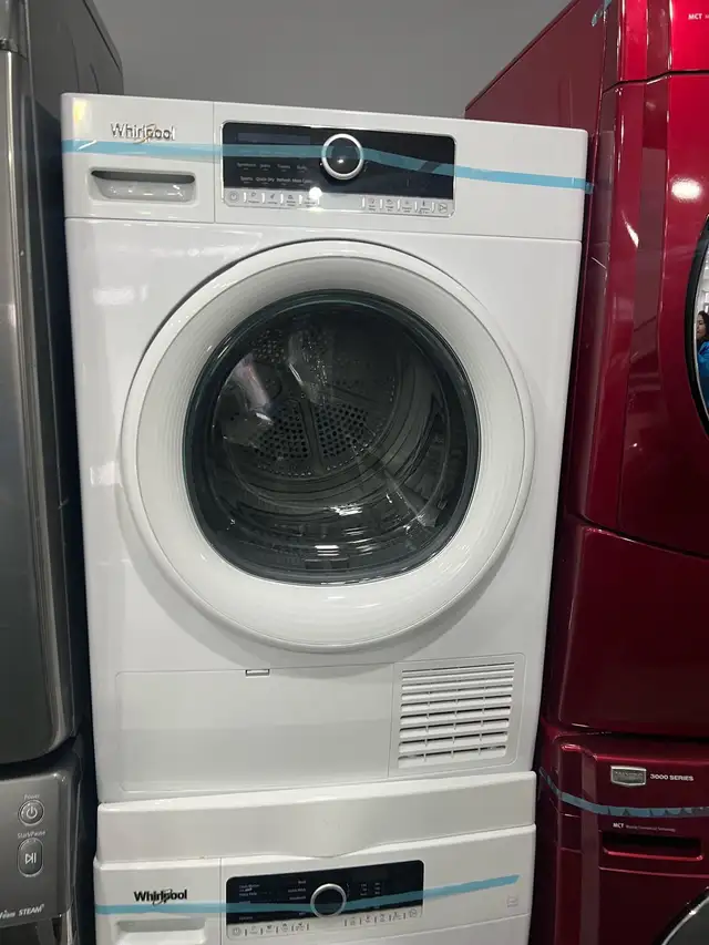 whirlpool 24 w front load washer ventless dryer set  in Washers & Dryers in Oakville / Halton Region - Image 3