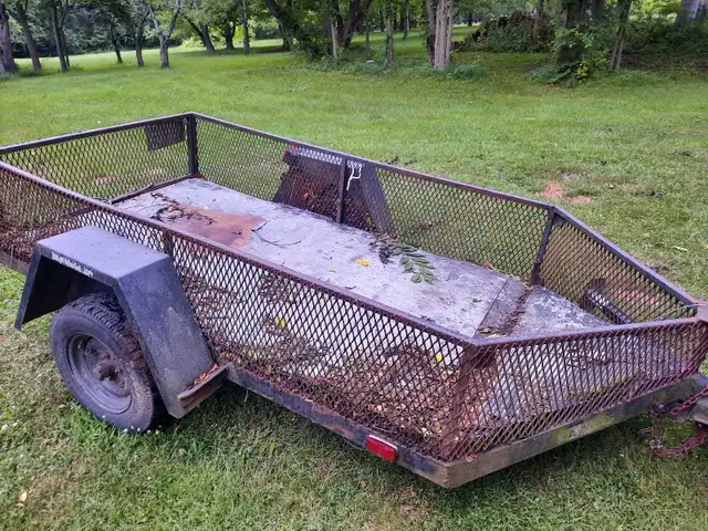 small trailer with winch in Cargo & Utility Trailers in St. Catharines - Image 2