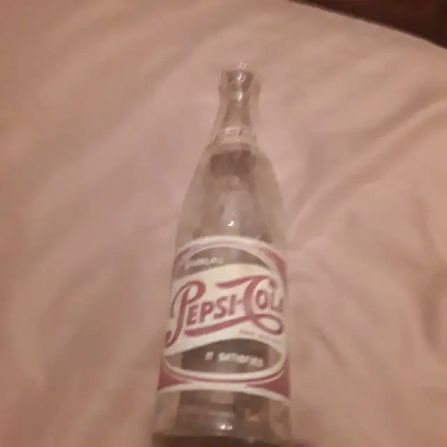 1932 Pepsi bottle64840240284929120