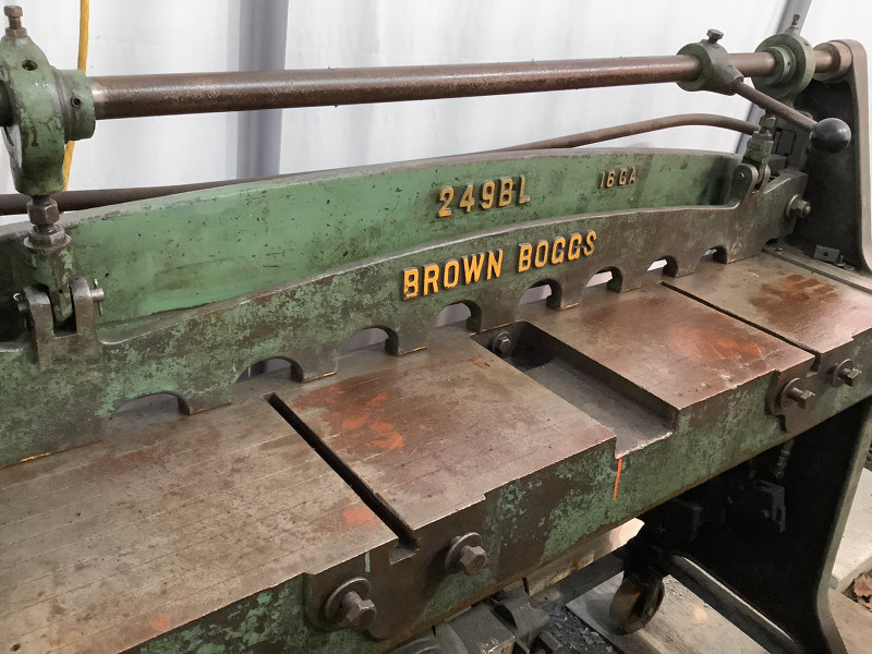 Brown boggs sheet metal shear. New price. for sale  