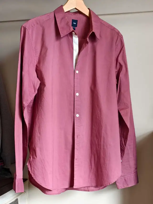 Gap/Calvin Klein/Old Navy men's shirts in Men's in Downtown-West End - Image 2