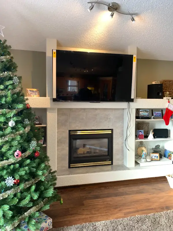 Reliable reasonable price TV Wall Mount install onl in Video & TV Accessories in Winnipeg - Image 7