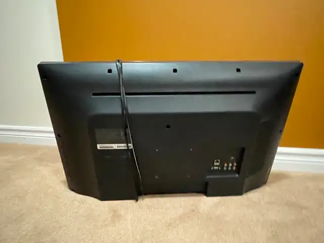 Manavox TV – 34 or 36 Inch Small Screen TV for Sale in TVs in Ottawa - Image 4