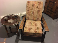 Dutch chair, side table and smoke set 