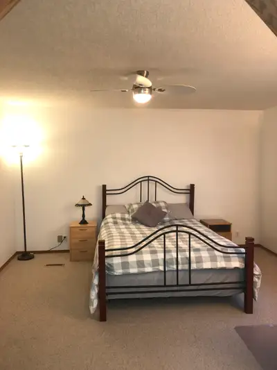 Master bedroom for rent