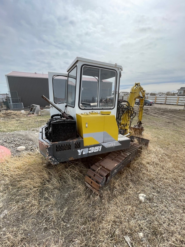 Yanmar YB351 Excavator Heavy Equipment Calgary Kijiji