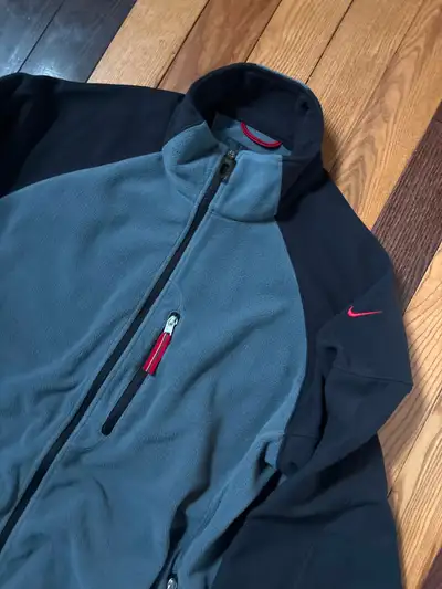 Vintage Y2K Nike fleece zip mini swoosh XL air max acg jordan, View more