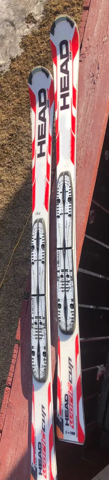 Very nice ski. Base in great condition. No binding. Has Head Race plate 11 riser on them. Cash pleas...