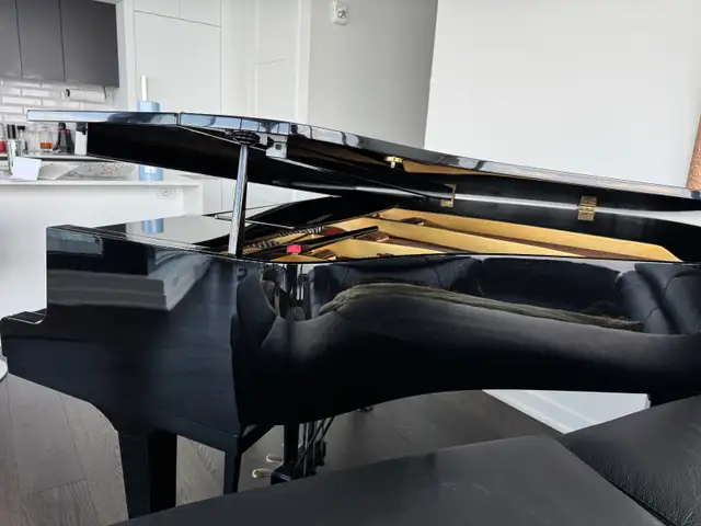 Yamaha GH1 Baby Grand Piano – Excellent Condition in Pianos & Keyboards in City of Montréal - Image 5
