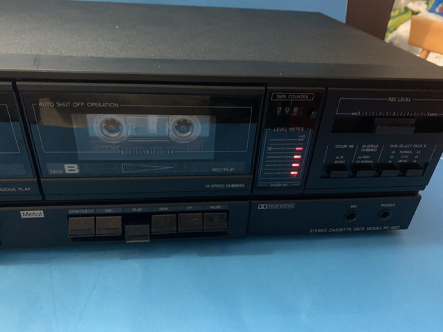 Vintage 80s TOSHIBA STEREO CASSETTE DECK PC-5827 $45 in Arts & Collectibles in Markham / York Region - Image 4