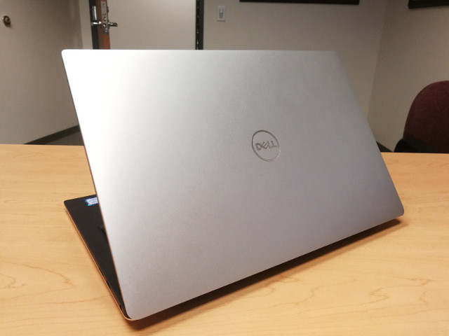 Dell XPS 13 9360 Ultrabook Laptop (Core i5, 8GB RAM, 256GB SSD) in Laptops in Burnaby/New Westminster - Image 2