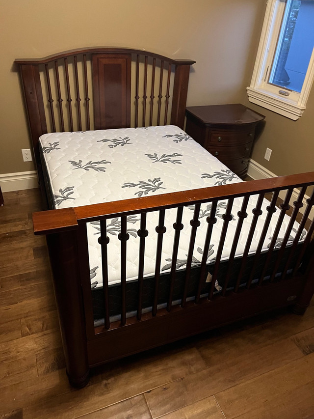 Kids Bedroom Suite (Crib, Toddler Bed, Bed, Dresser, Side Table) in Cribs in Calgary