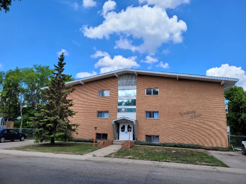 Large one bedroom in adult only quiet building July 1st Long Term Rentals Prince Albert Kijiji