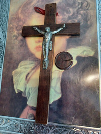 antique 1890/1900 croix en bois avec ancien médaillon en bois