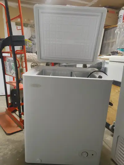 Beautiful Apartment Size (3.6cuft) Deep Freezer, View more