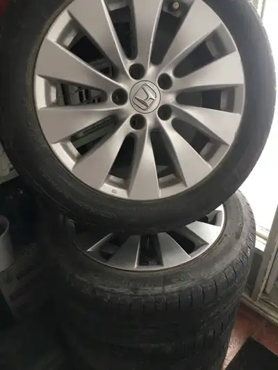 4 Honda factory 17” rims 5x114.3mm