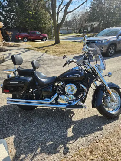 2008 V star, like new cindition. Custom hard bags, custom handle bars, custom exhaust, custom blueto...