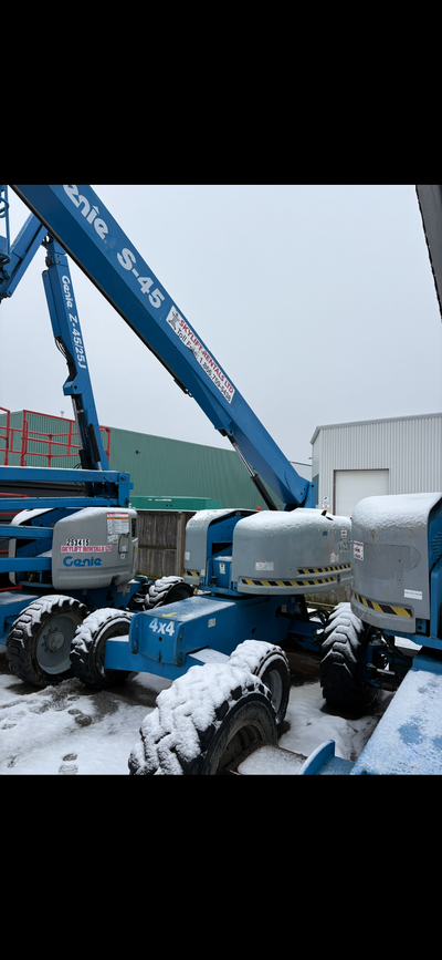 Mechanically Sound with no oil leaks Deutz Diesel Delivery included in the GTA Warranty only applica...