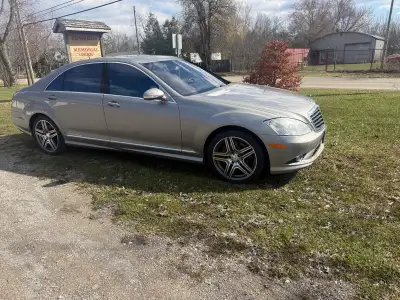 S550 V8 LONG WHEEL BASE 4 MATIC. NEW BRAKES . TRANSMISSION FLUID CHANGED. RUNS AND DRIVES LIKE NEW