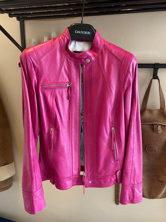 Danier leather jacket in Women's - Tops & Outerwear in Ottawa