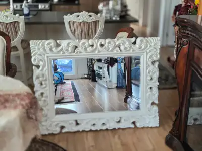 grand miroir très jolie 75$à Lévis , View more