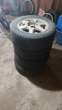 Alero rims and tires