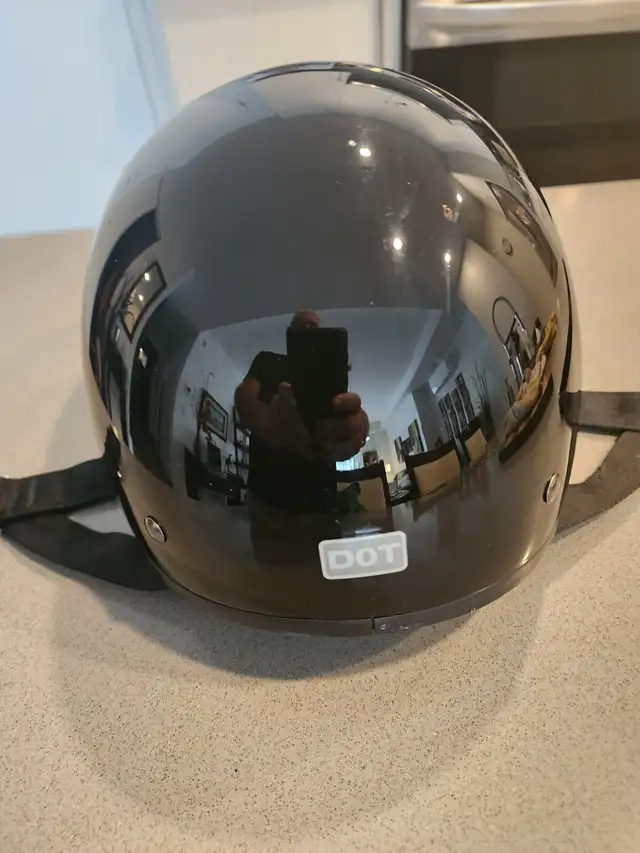 MHR Motorcycle Helmet in Motorcycle Parts & Accessories in Longueuil / South Shore - Image 3