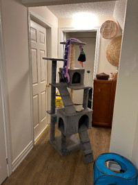 Multi level cat tower