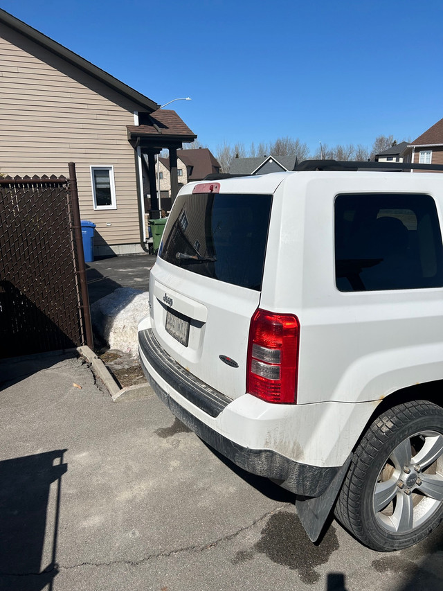 Jeep patriot 4x4 norht édition  dans Autos et camions  à Saguenay - Image 3