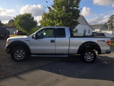 2012 FORD F150 XLT EXT CAB Body is in great shape and multiple upgrades. Back rack with tool box, fe...