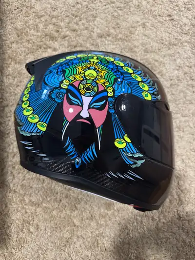 GSB Motorcycle Carbon Fiber Helmet D-ring strap Bought 2 years ago for my passenger friend, barely u...