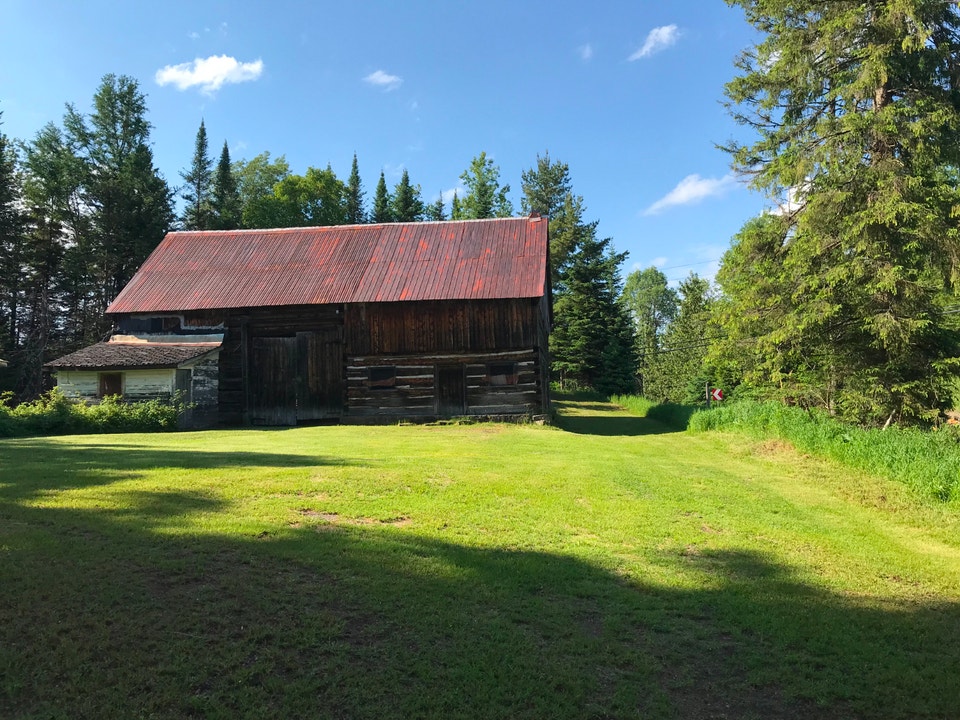(Rare ) 150 Acres with Lake Front 1Hr North of Montreal, photo 4 of 10