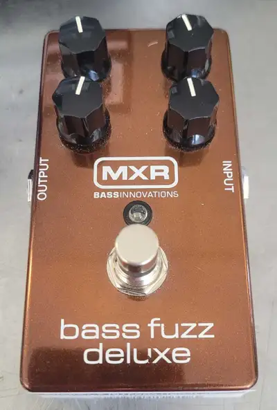 MXR Bass Fuzz Deluxe Pedal (31533273), View more