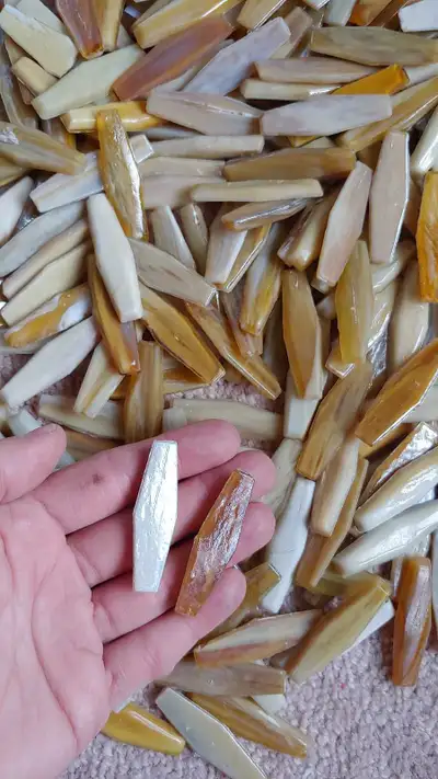Glass tiles Mosaic tiles Bag of 290 pieces Yellow/whitefish/ golden in colour From pet free smoke fr...